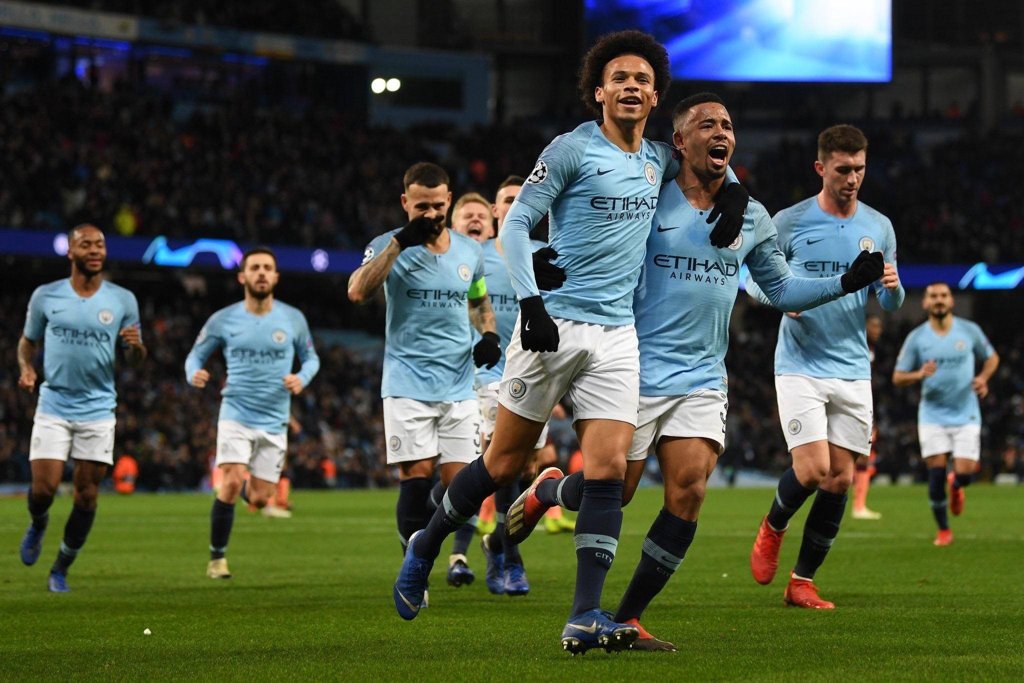 更在比赛中 更在比赛中